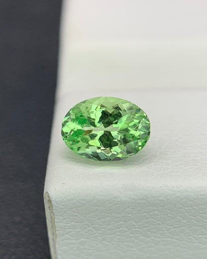 Natural Tsavorite Garnet 0.88 Carat 6.8x4.9 MM Oval Shape Faceted Gemstone