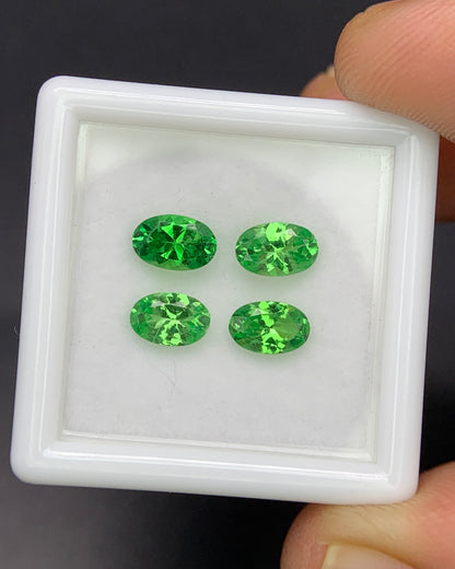 Natural Tsavorite Garnet Lot 2.15 Carat 6x4 MM Oval Shape Faceted Gemstone 4 Piece Lot