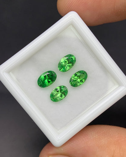 Natural Tsavorite Garnet Lot 2.15 Carat 6x4 MM Oval Shape Faceted Gemstone 4 Piece Lot