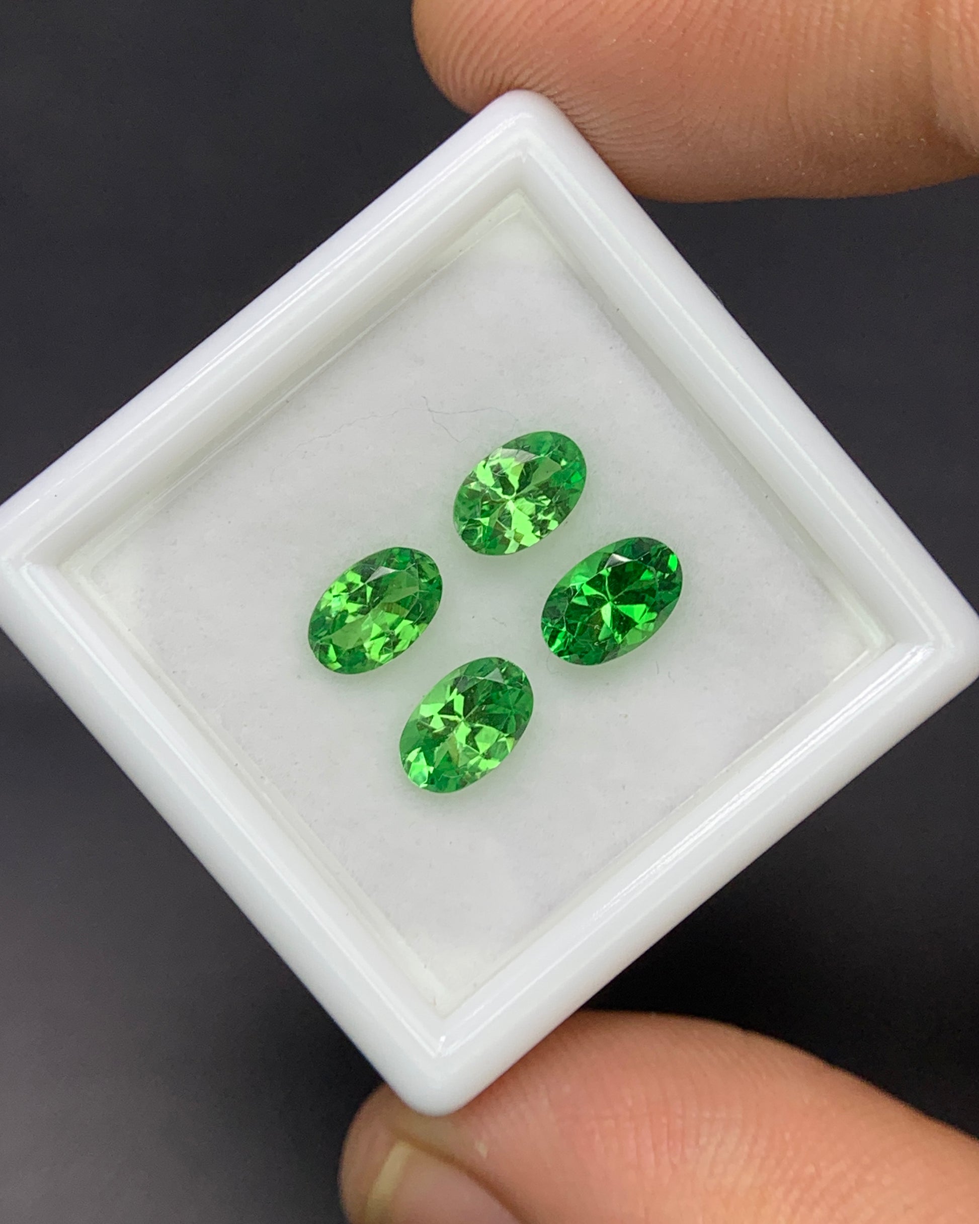 Natural Tsavorite Garnet Lot 2.15 Carat 6x4 MM Oval Shape Faceted Gemstone 4 Piece Lot