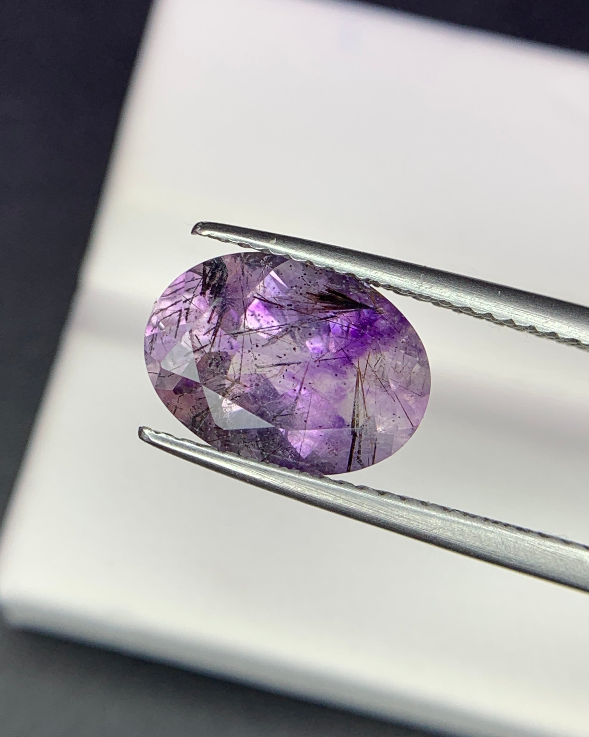 Natural Super Seven 2.80 Carat 11.3x8.3 MM Oval Shape Faceted Gemstone with 7 Crystals Healing Stone Seven Chakra Melody Stone