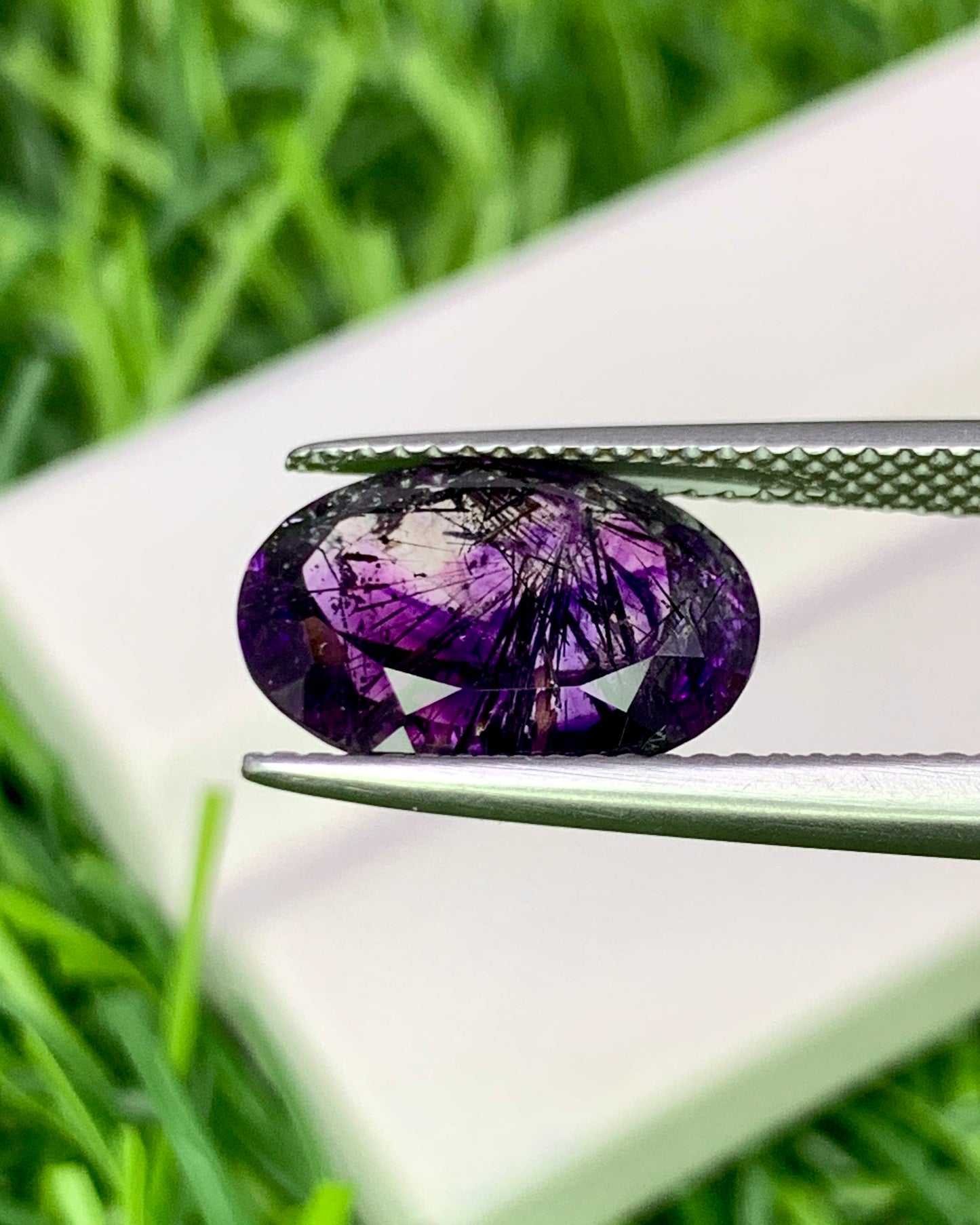 Natural Super Seven 3.95 Carat 12.6x9.3 MM Oval Shape Faceted Gemstone with 7 Crystals Healing Stone Seven Chakra Melody Stone