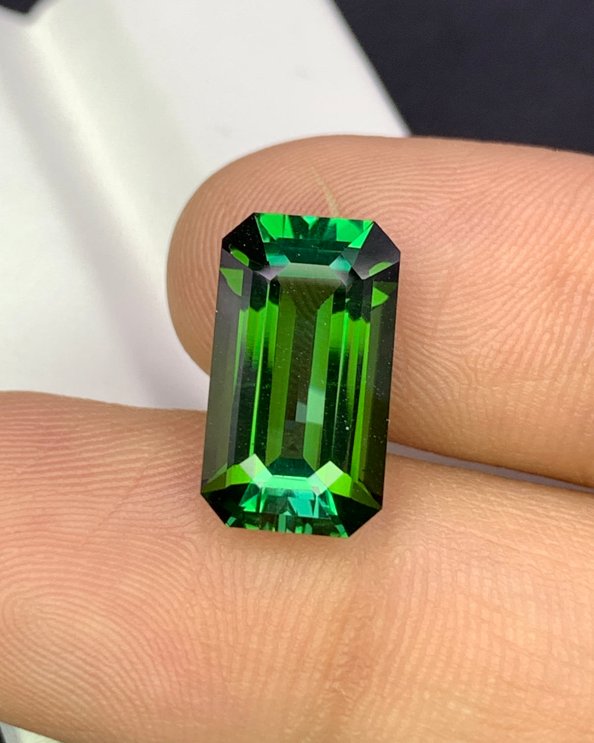 Natural Flawless Green Tourmaline 5.26 Carat 14.5x8.2 MM Octagon Shape Faceted Gemstone