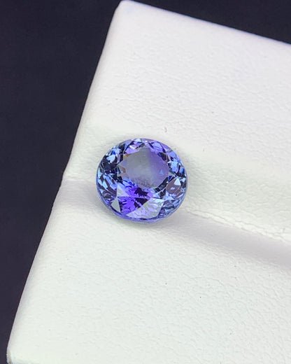 Natural Bi Color Tanzanite 1.94 Carat 7.6x7.6 MM Round Shape Faceted Gemstone