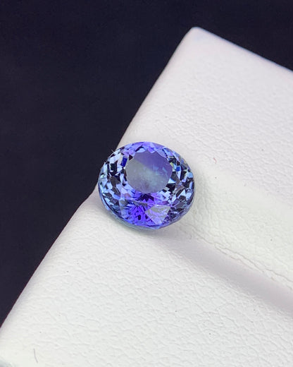 Natural Bi Color Tanzanite 1.94 Carat 7.6x7.6 MM Round Shape Faceted Gemstone