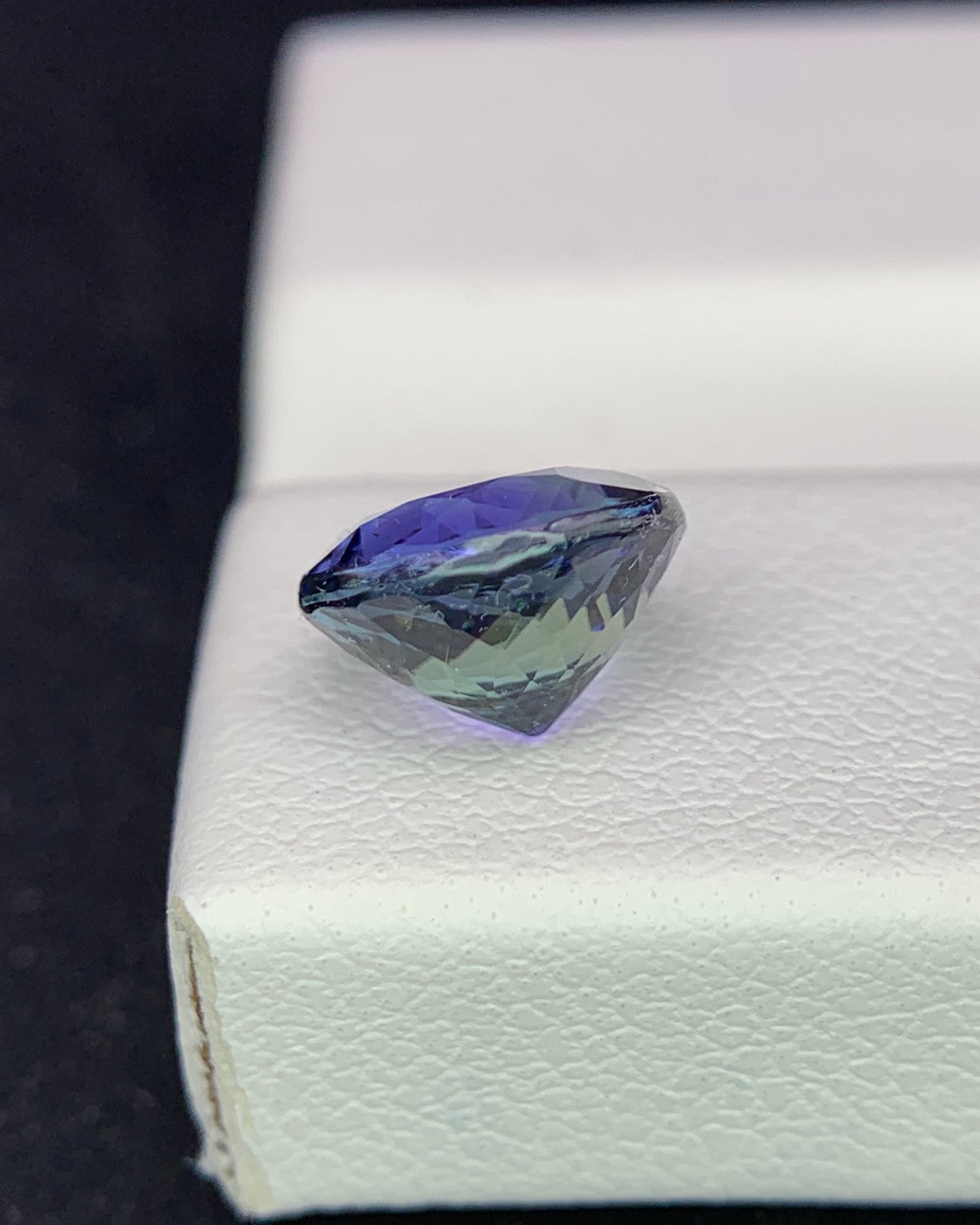 Natural Bi Color Tanzanite 1.94 Carat 7.6x7.6 MM Round Shape Faceted Gemstone