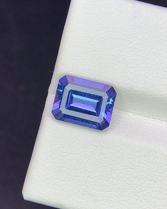 Natural Bi Color Tanzanite 2.58 Carat 9x7 MM Octagon Shape Faceted Gemstone