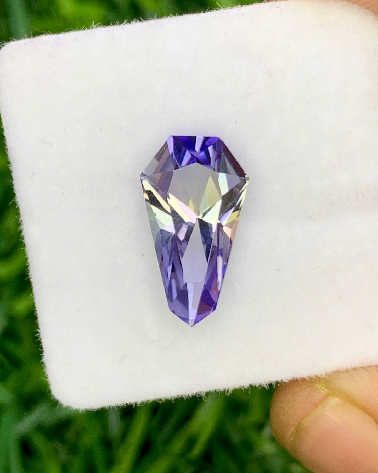 Natural Bi Color Tanzanite 1.76 Carat 11.8x7.6 MM Fancy Shape Faceted Gemstone