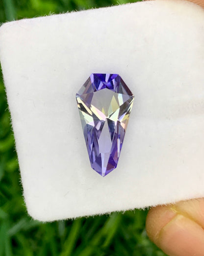 Natural Bi Color Tanzanite 1.76 Carat 11.8x7.6 MM Fancy Shape Faceted Gemstone