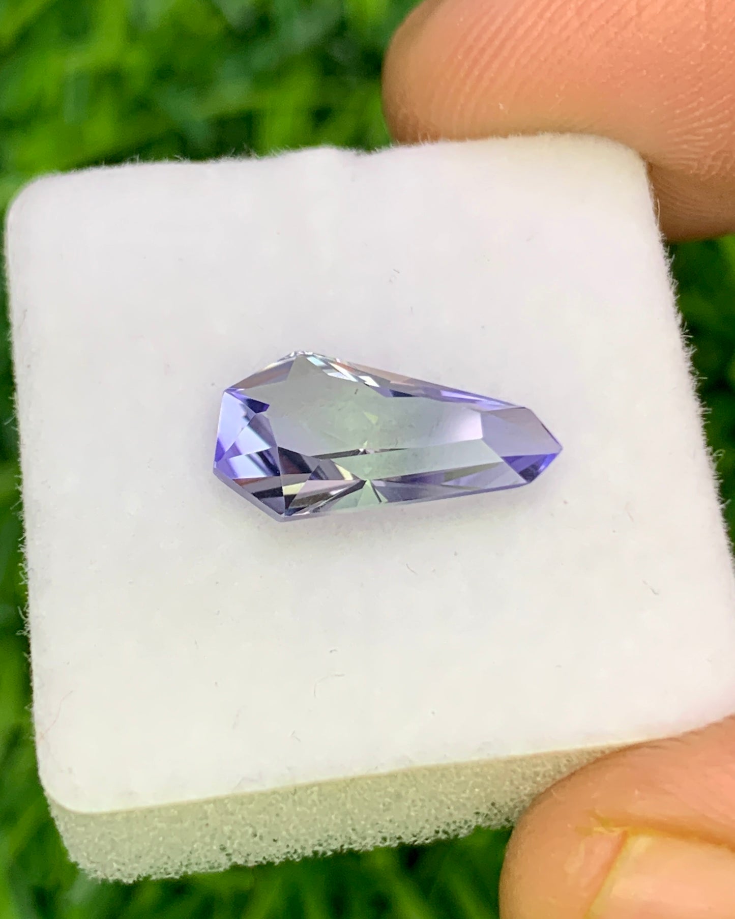 Natural Bi Color Tanzanite 1.76 Carat 11.8x7.6 MM Fancy Shape Faceted Gemstone