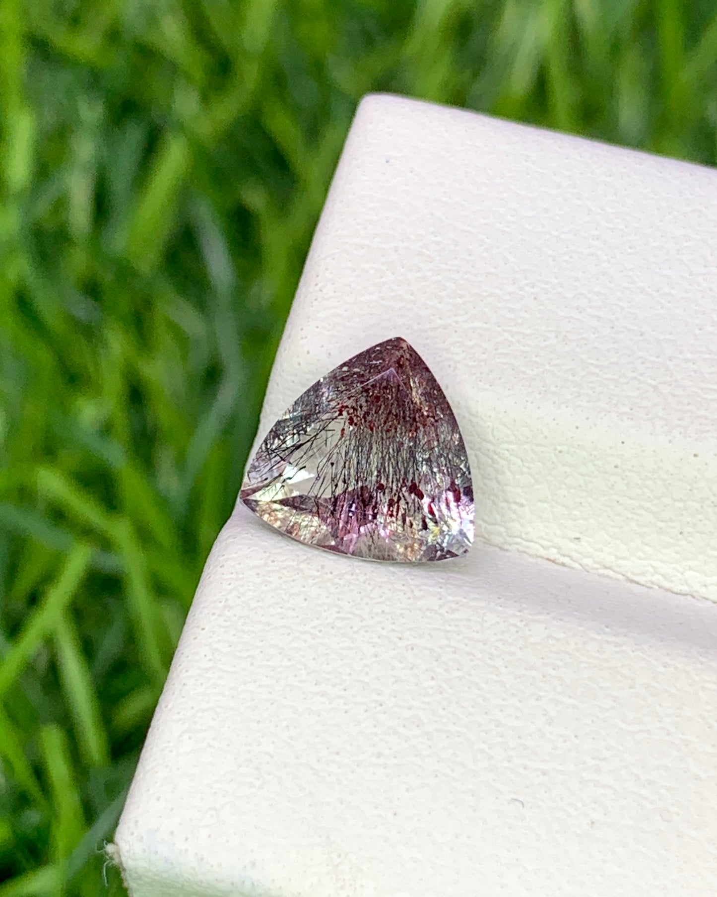 Natural Super Seven 1.48 Carat 8.1x8.1 MM Trillion Shape Faceted Gemstone with 7 Crystals Healing Stone Seven Chakra Melody Stone