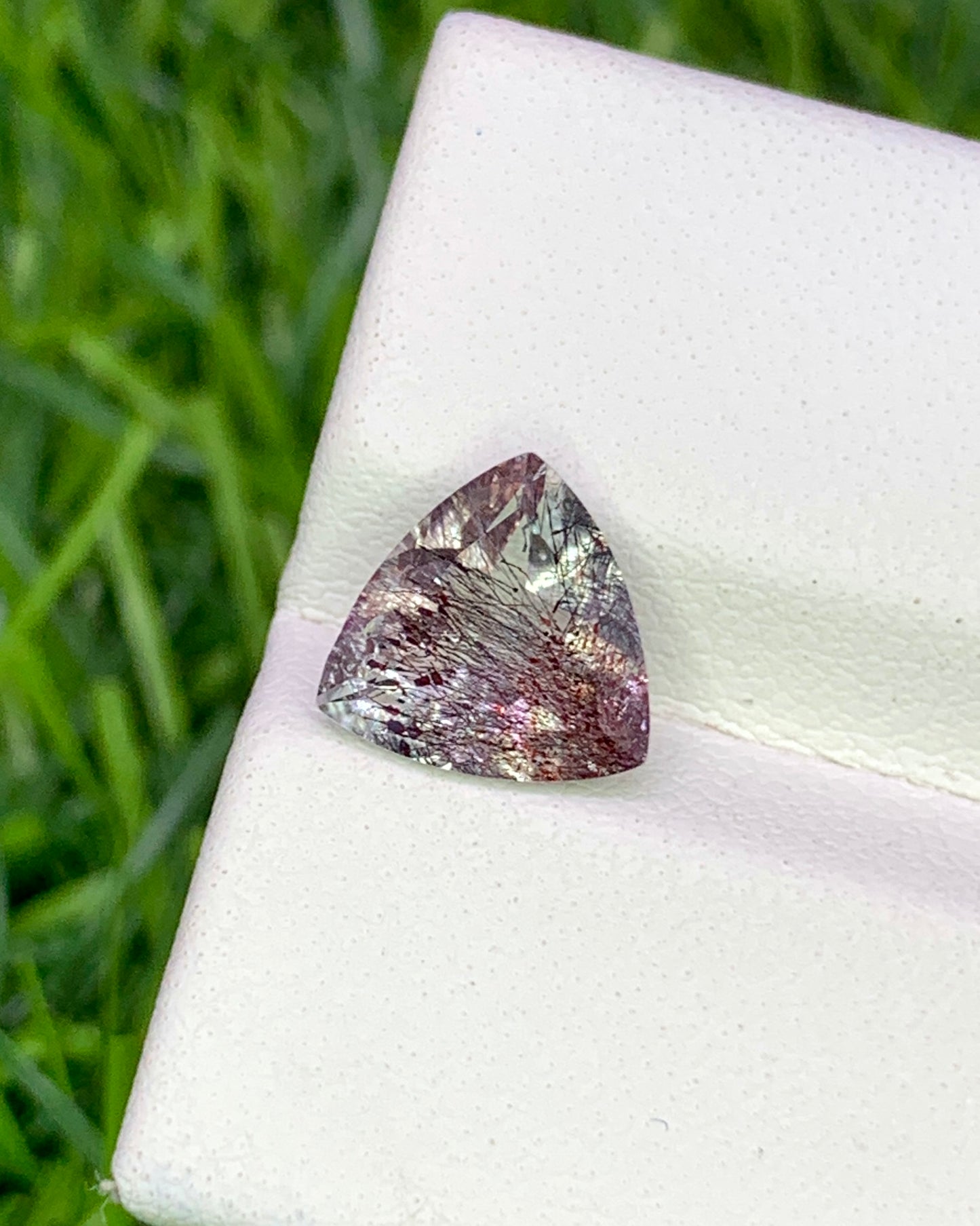 Natural Super Seven 1.48 Carat 8.1x8.1 MM Trillion Shape Faceted Gemstone with 7 Crystals Healing Stone Seven Chakra Melody Stone