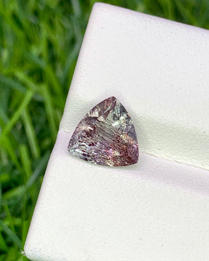 Natural Super Seven 1.48 Carat 8.1x8.1 MM Trillion Shape Faceted Gemstone with 7 Crystals Healing Stone Seven Chakra Melody Stone