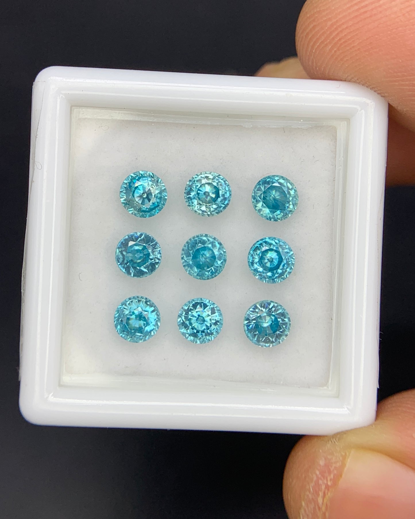 Natural Cambodian Blue Zircon Lot 4.51 Carat 4x4 MM Round Shape Faceted Gemstone 9 Piece Lot 