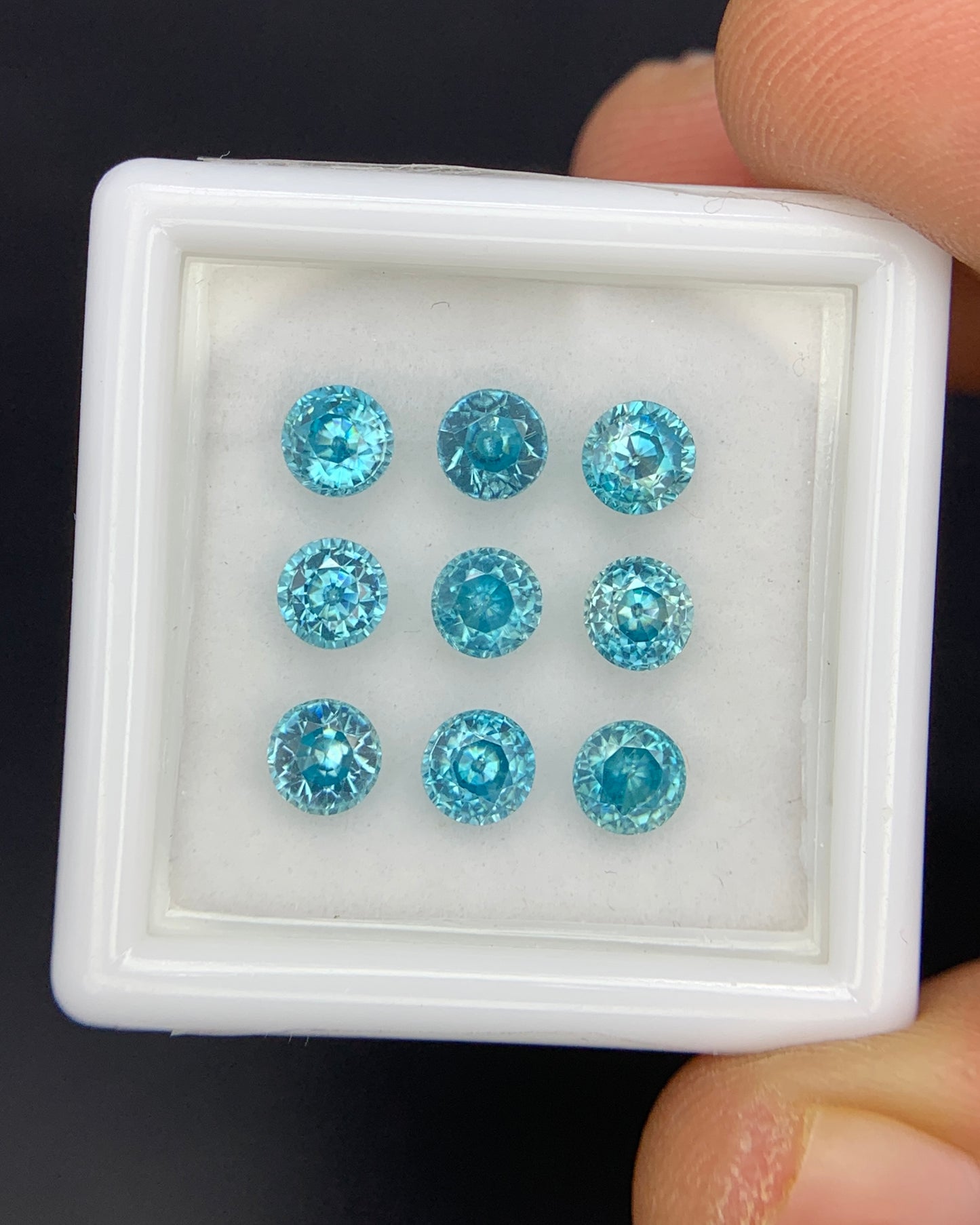 Natural Cambodian Blue Zircon Lot 4.51 Carat 4x4 MM Round Shape Faceted Gemstone 9 Piece Lot 