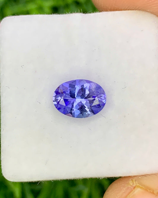 Natural Bi Color Tanzanite 0.96 Carat 7.5x5.5 MM Oval Shape Faceted Gemstone