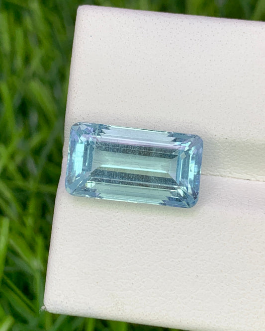 Natural Aquamarine 5.50 Carat 14.1x7.8 MM Octagon Shape Faceted Gemstone 