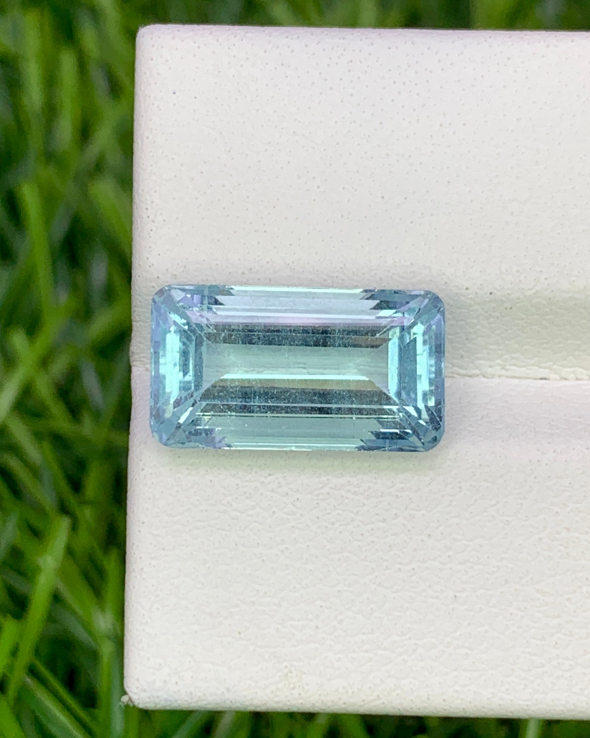 Natural Aquamarine 5.50 Carat 14.1x7.8 MM Octagon Shape Faceted Gemstone 