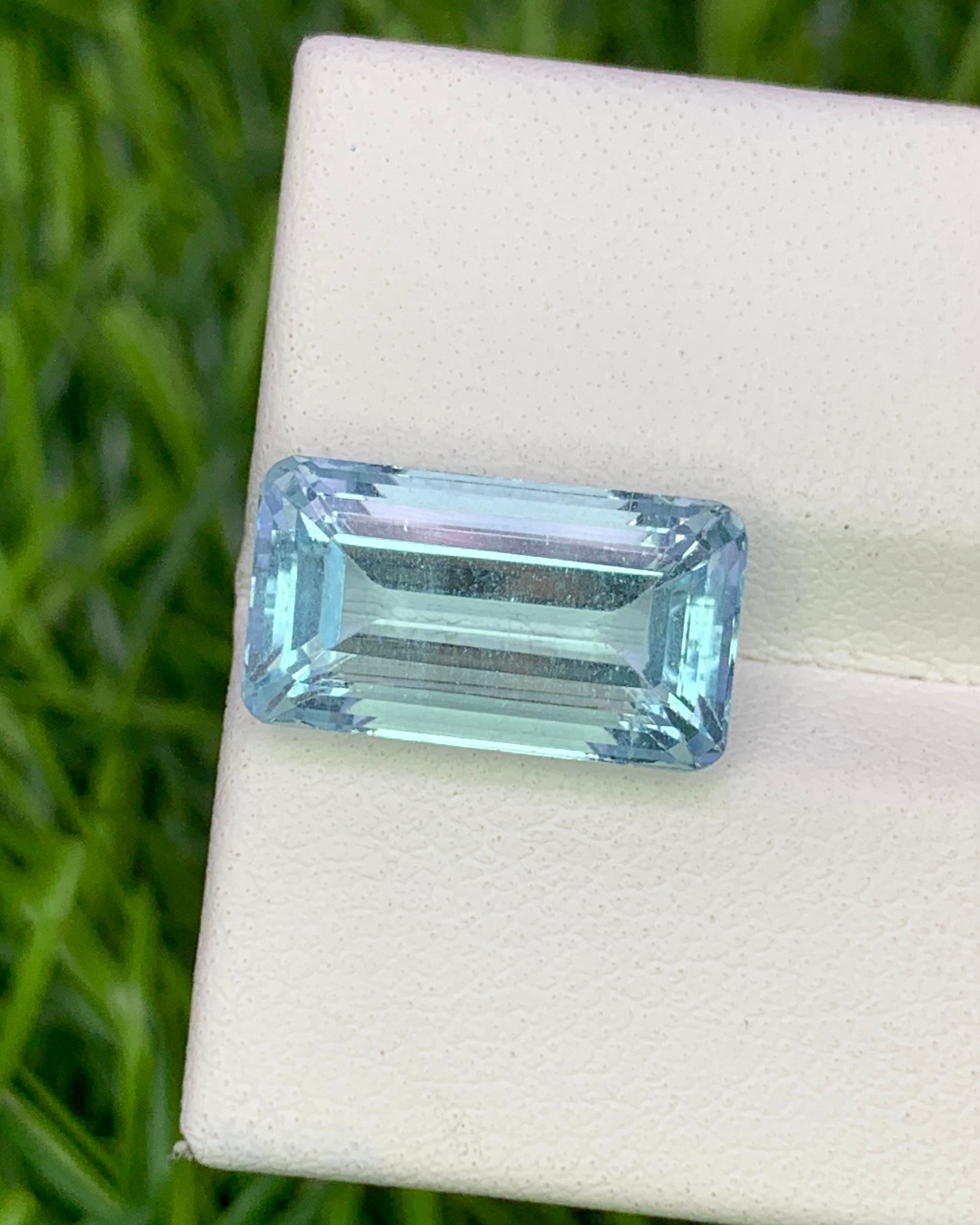 Natural Aquamarine 5.50 Carat 14.1x7.8 MM Octagon Shape Faceted Gemstone 