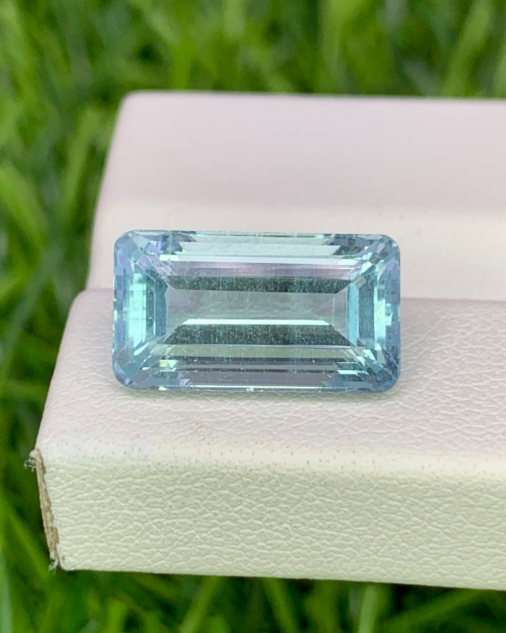 Natural Aquamarine 5.50 Carat 14.1x7.8 MM Octagon Shape Faceted Gemstone 