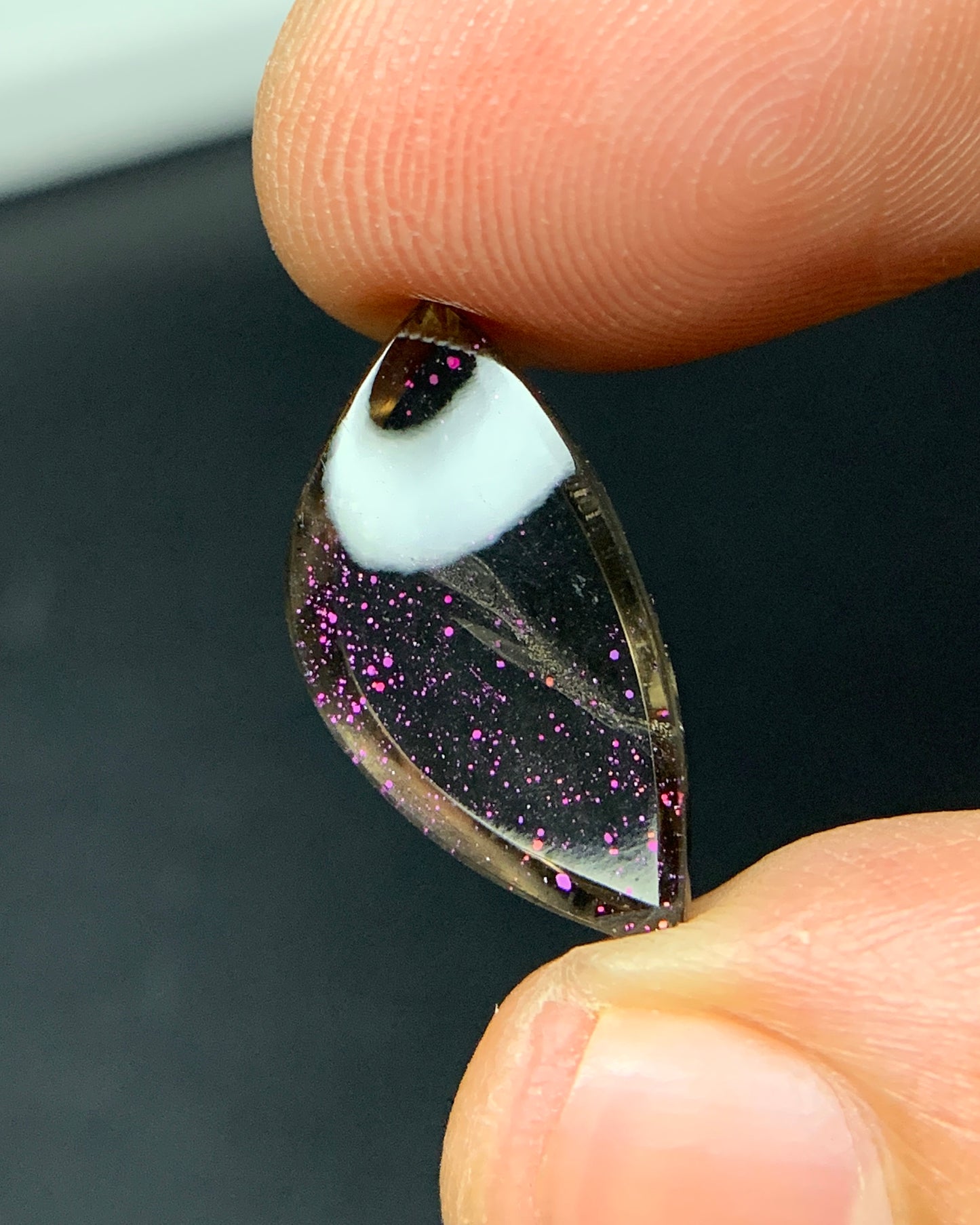 Natural Rare Pink Fire Quartz 4.85 Carat 18.6x9.4 MM Freeform Shape Covellite Quartz Gemstone from Brazil 
