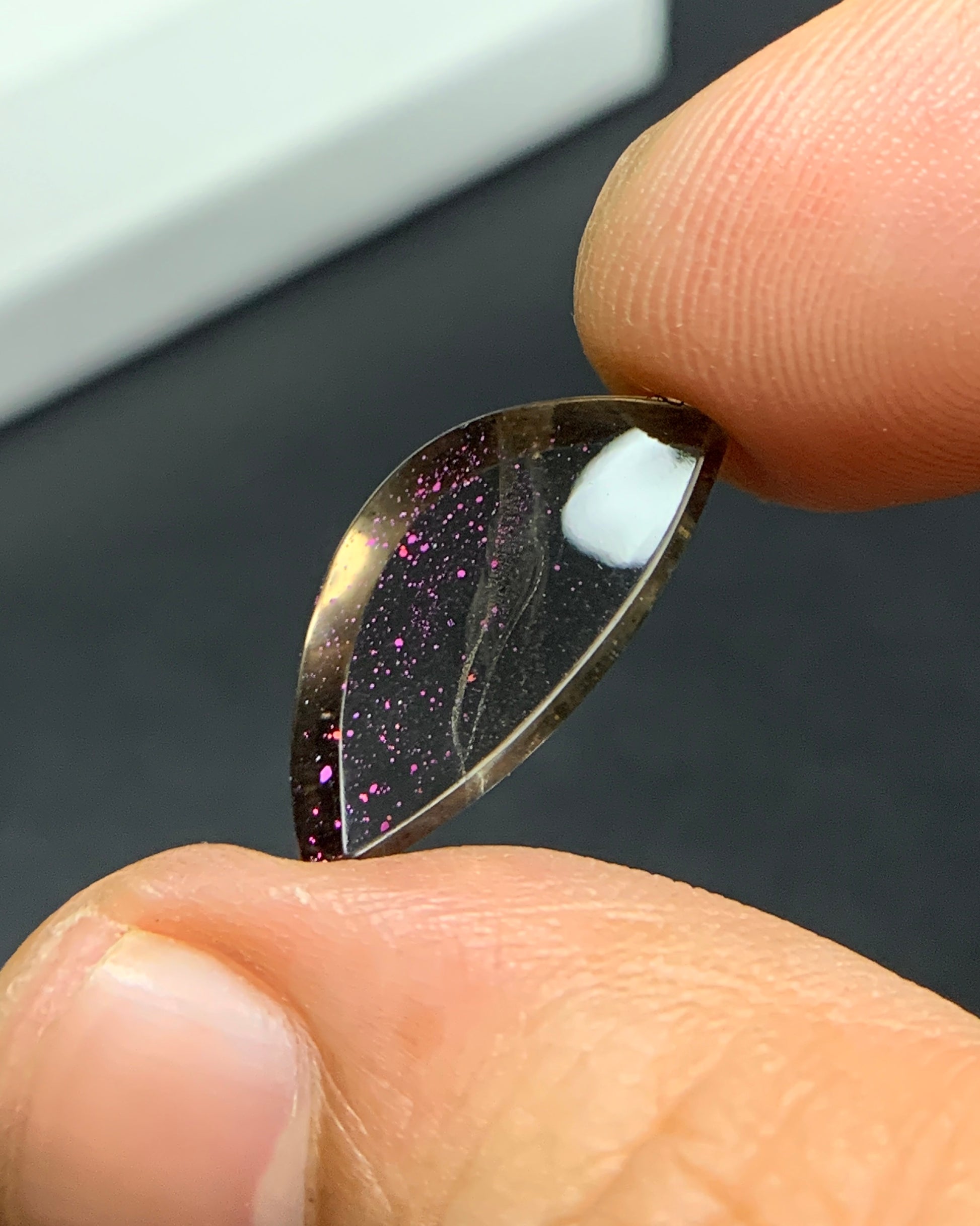 Natural Rare Pink Fire Quartz 4.85 Carat 18.6x9.4 MM Freeform Shape Covellite Quartz Gemstone from Brazil 