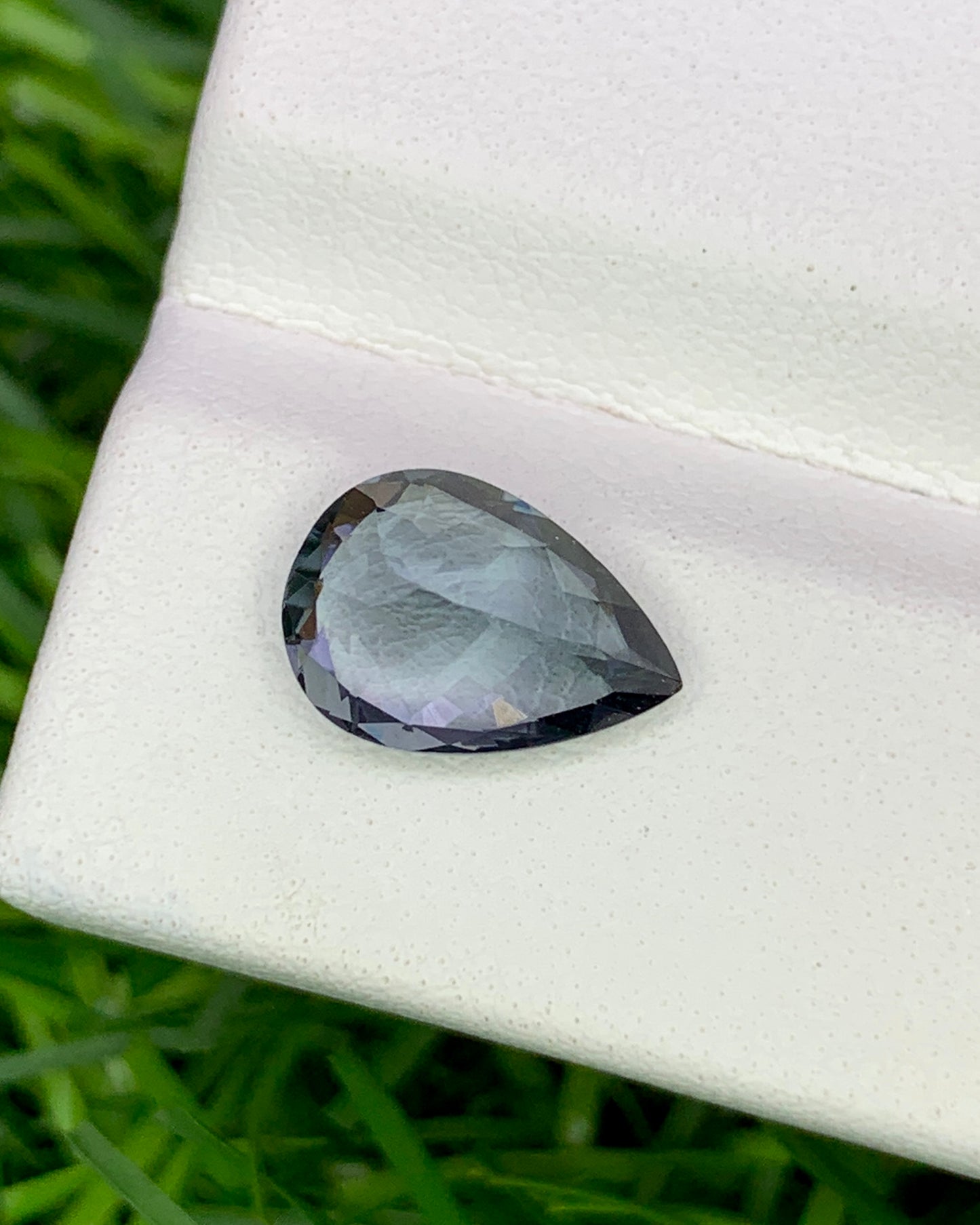 Natural Grey Spinel 