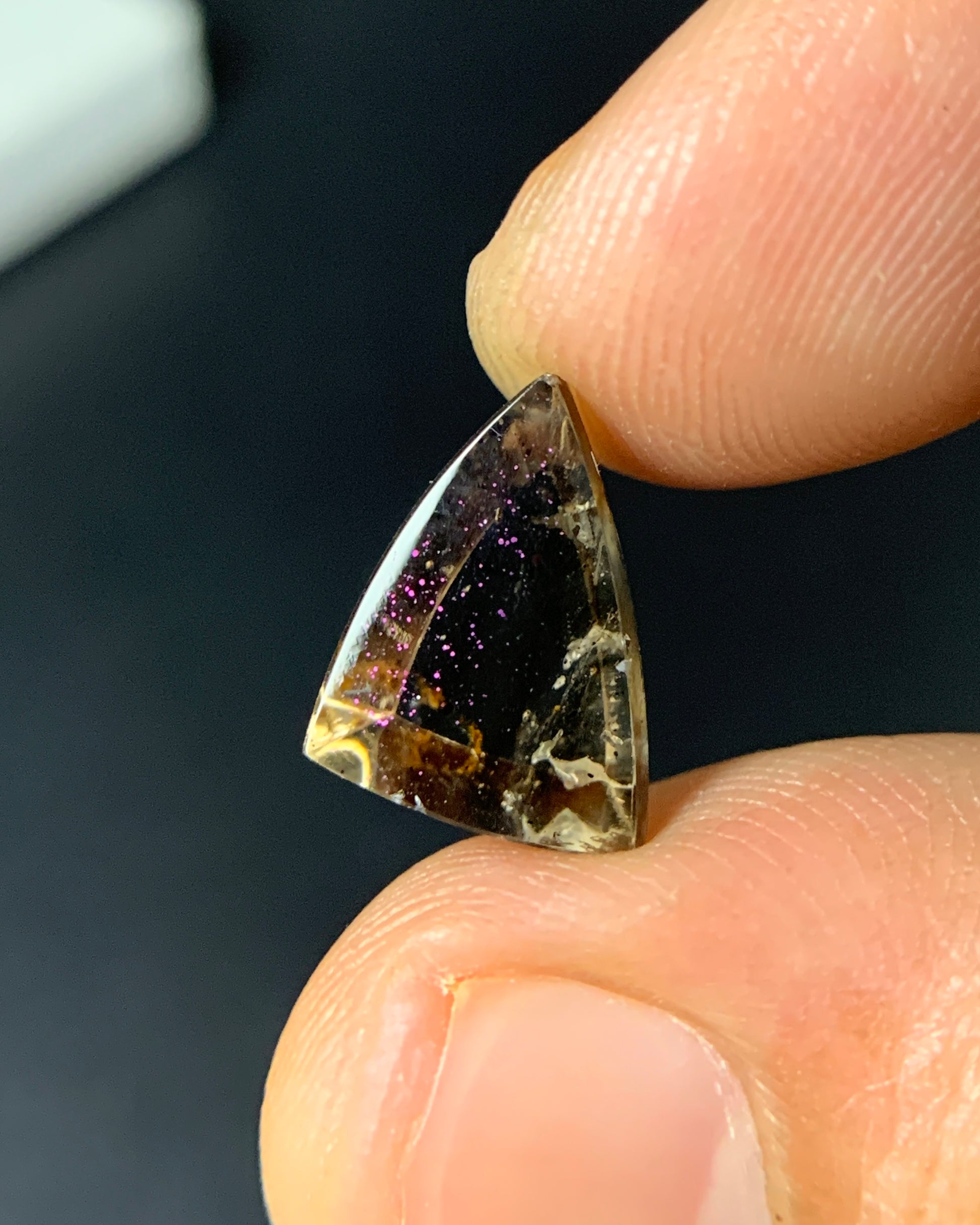 Natural Rare Pink Fire Quartz 4.12 Carat 12.1x9.2 MM Freeform Shape Covellite Quartz Gemstone from Brazil