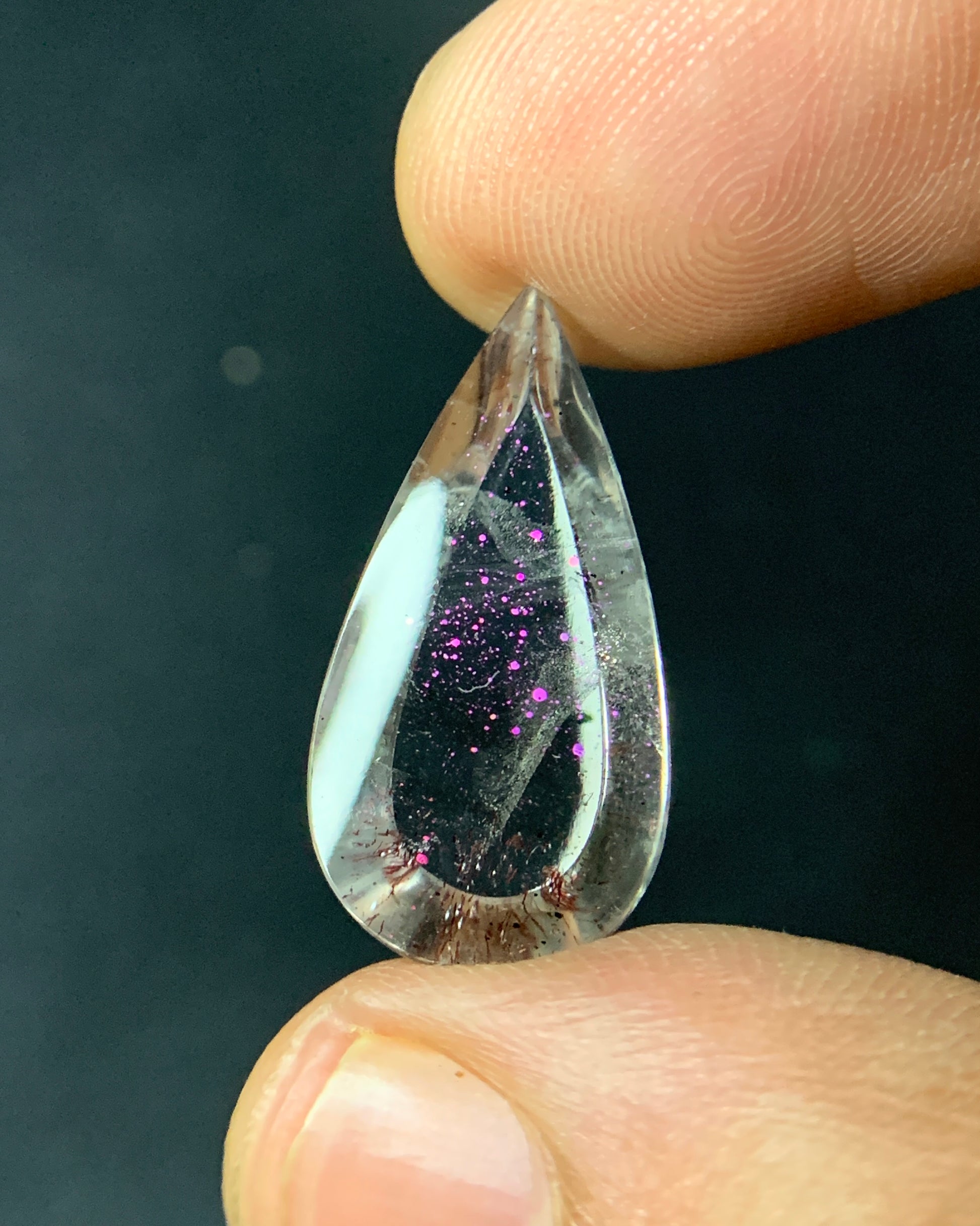 Natural Rare Pink Fire Quartz 8.48 Carat 23x11.6 MM Pear Shape Covellite Quartz Gemstone from Brazil 