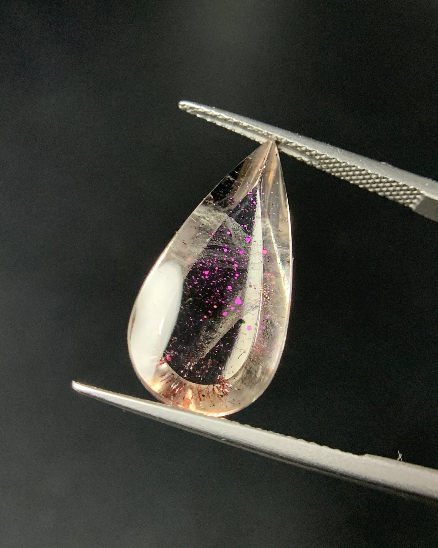 Natural Rare Pink Fire Quartz 8.48 Carat 23x11.6 MM Pear Shape Covellite Quartz Gemstone from Brazil 