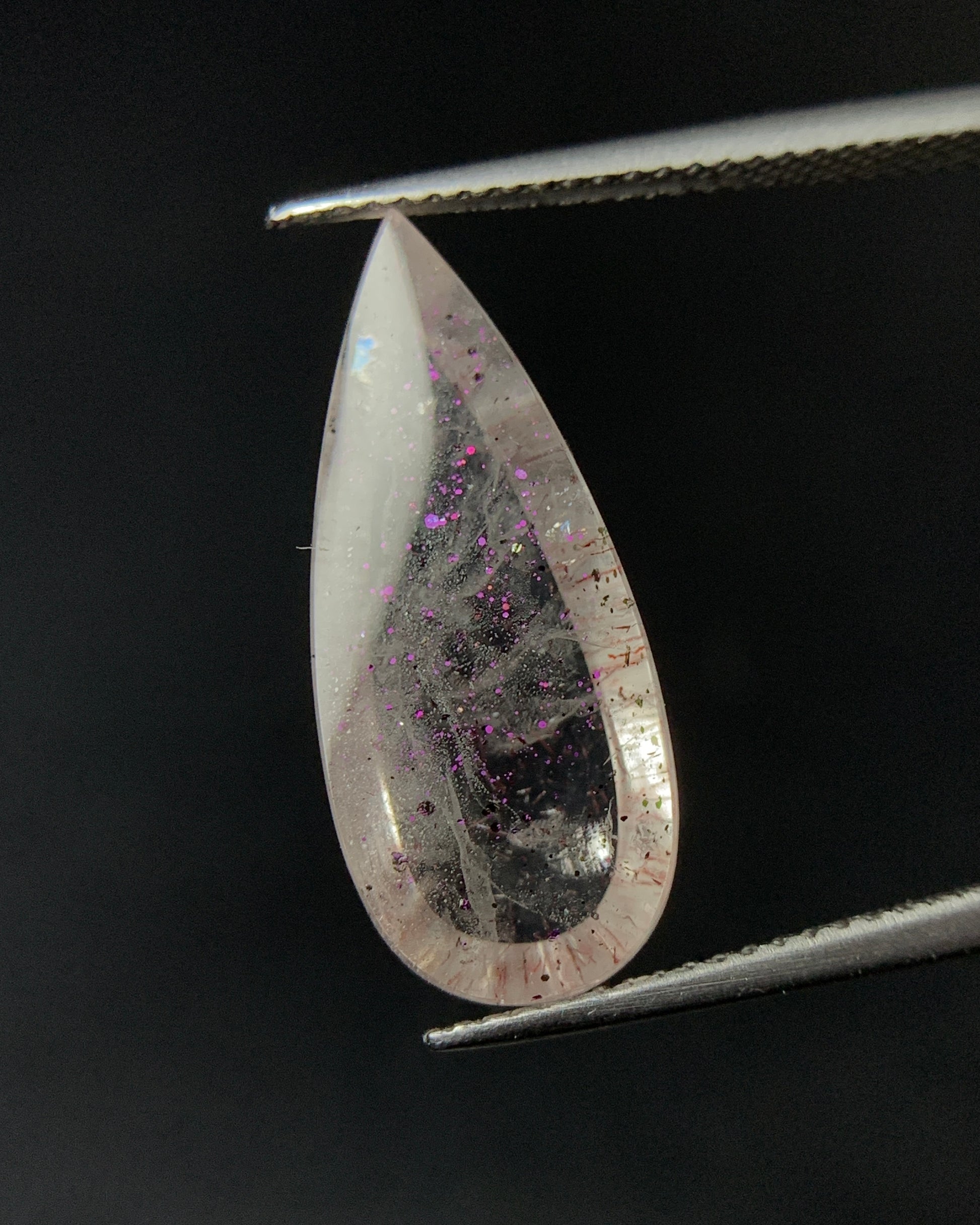 Natural Rare Pink Fire Quartz 8.29 Carat 22x9.3 MM Pear Shape Covellite Quartz Gemstone from Brazil 