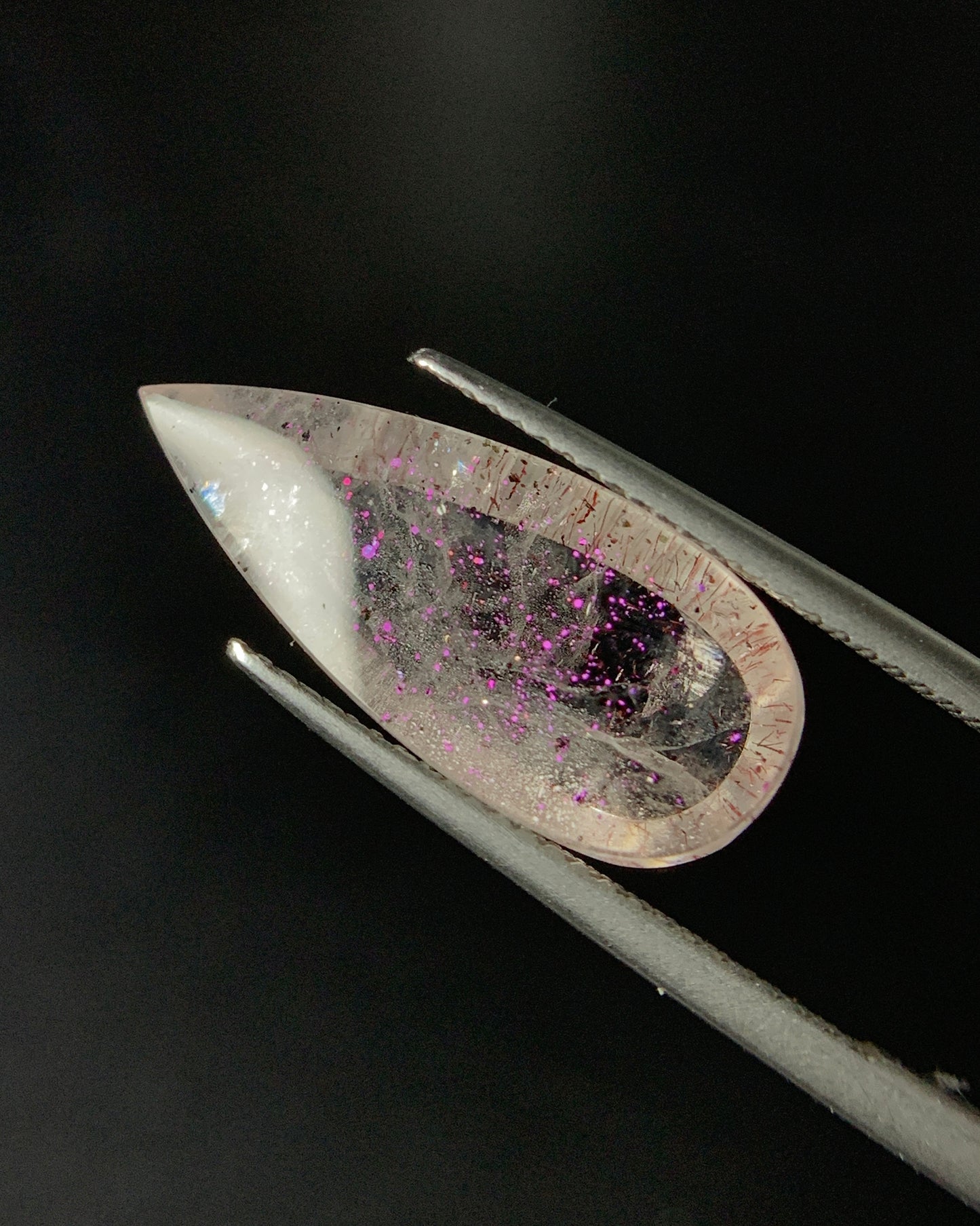 Natural Rare Pink Fire Quartz 8.29 Carat 22x9.3 MM Pear Shape Covellite Quartz Gemstone from Brazil 