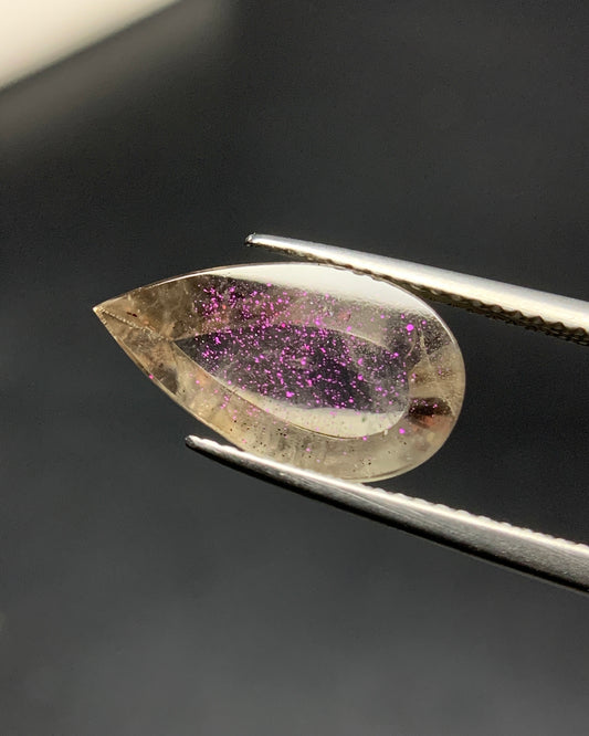 Natural Rare Pink Fire Quartz 4.70 Carat 19x16 MM Pear Shape Covellite Quartz Gemstone from Brazil 