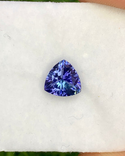 Natural Bi Color Tanzanite 0.92 Carat 6.3x6.3 MM Trillion Shape Faceted Gemstone