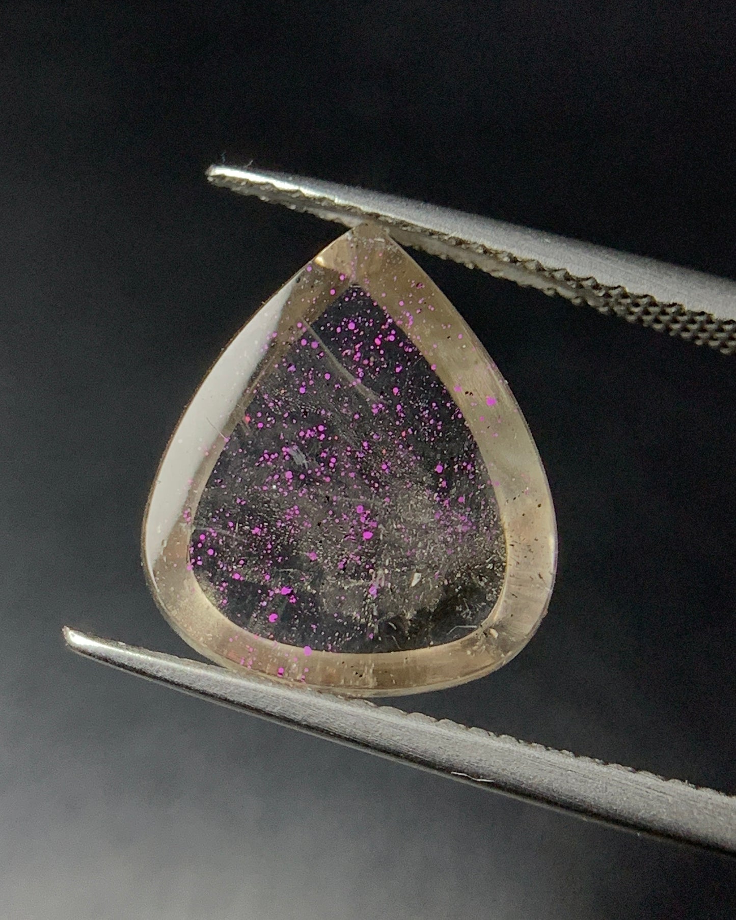 Natural Rare Pink Fire Quartz 4.93 Carat 14x12 MM Heart Shape Covellite Quartz Gemstone from Brazil