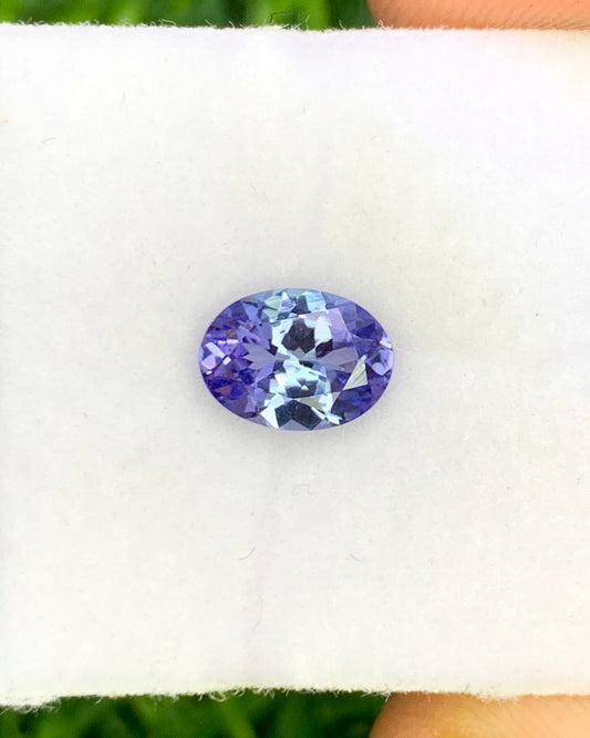 Natural Bi Color Tanzanite 0.96 Carat 7.5x5.5 MM Oval Shape Faceted Gemstone