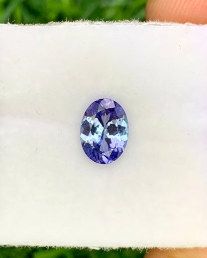 Natural Bi Color Tanzanite 0.96 Carat 7.5x5.5 MM Oval Shape Faceted Gemstone