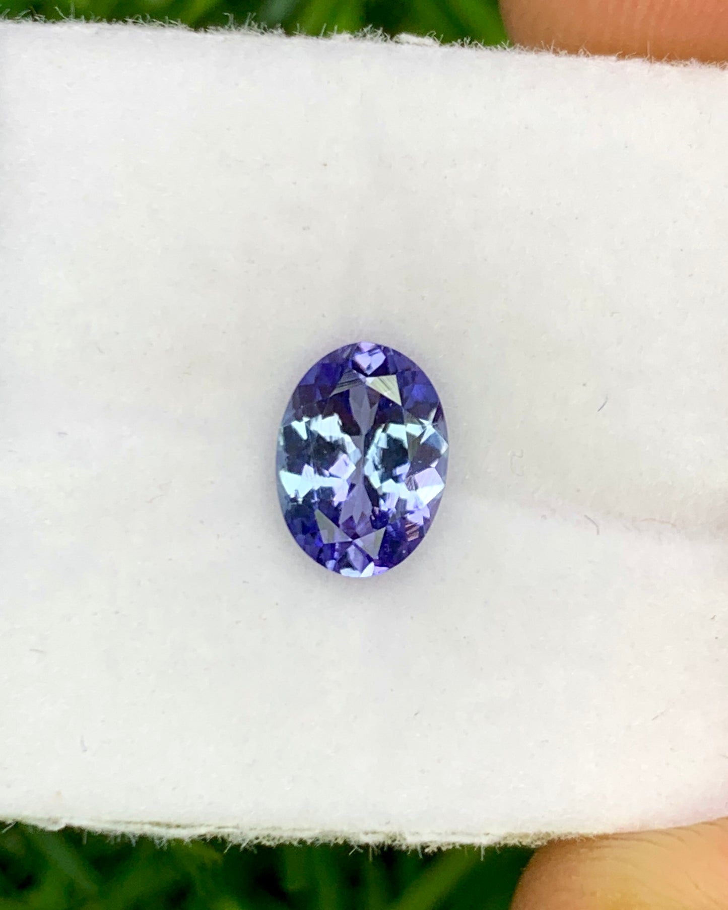 Natural Bi Color Tanzanite 0.96 Carat 7.5x5.5 MM Oval Shape Faceted Gemstone