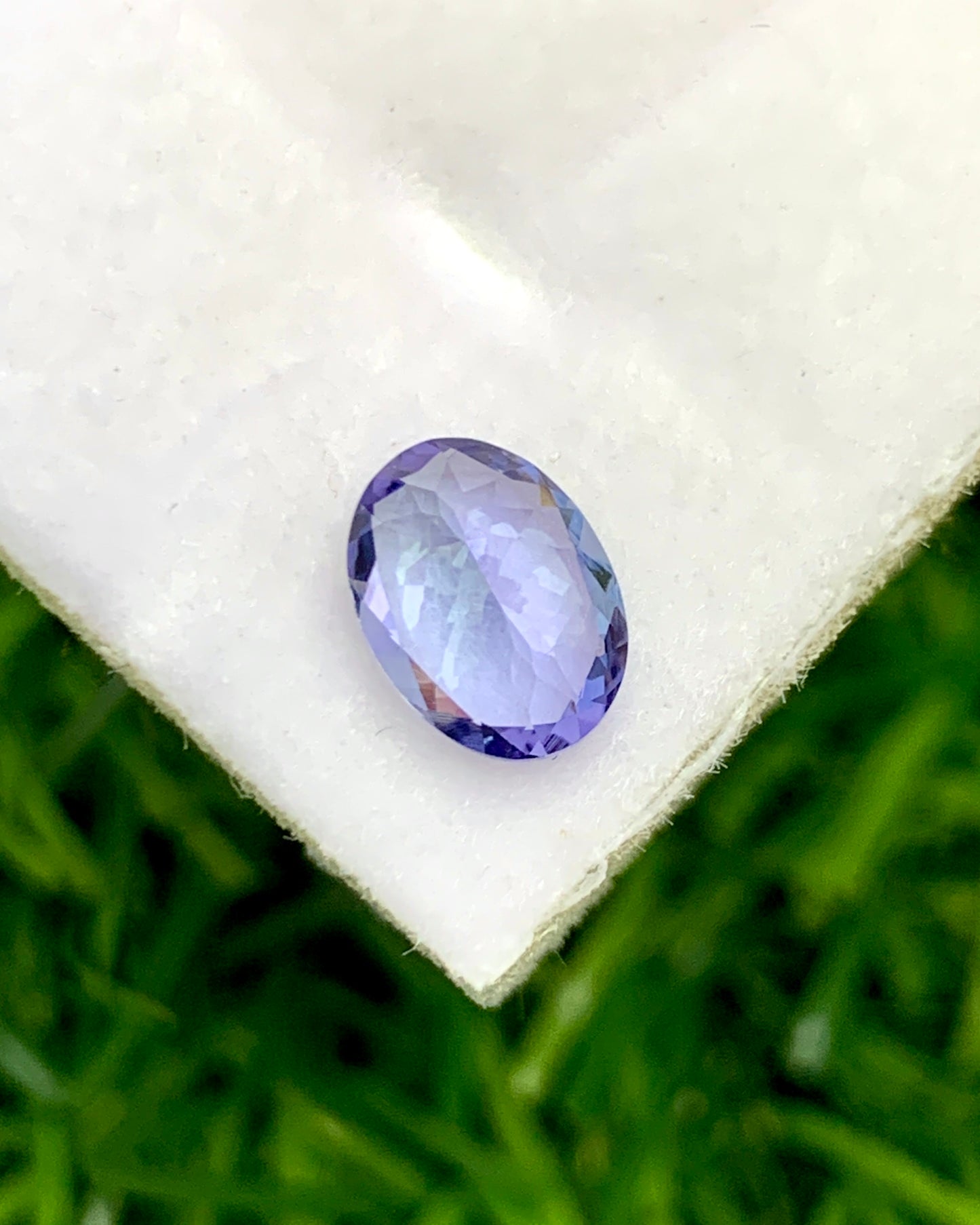 Natural Bi Color Tanzanite 0.96 Carat 7.5x5.5 MM Oval Shape Faceted Gemstone