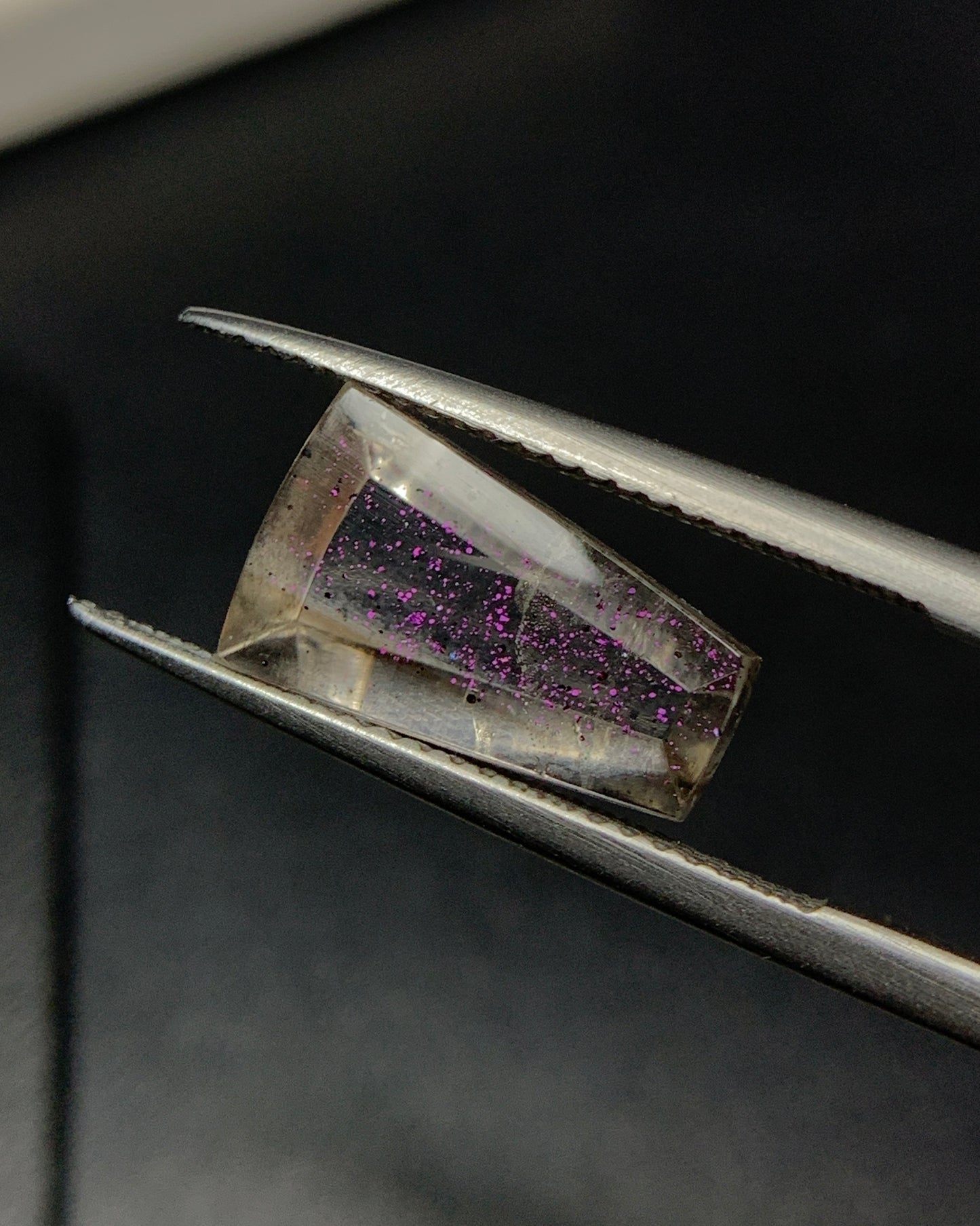 Natural Rare Pink Fire Quartz 3.78 Carat 13.2x8.2 MM Freeform Shape Covellite Quartz Gemstone from Brazil 