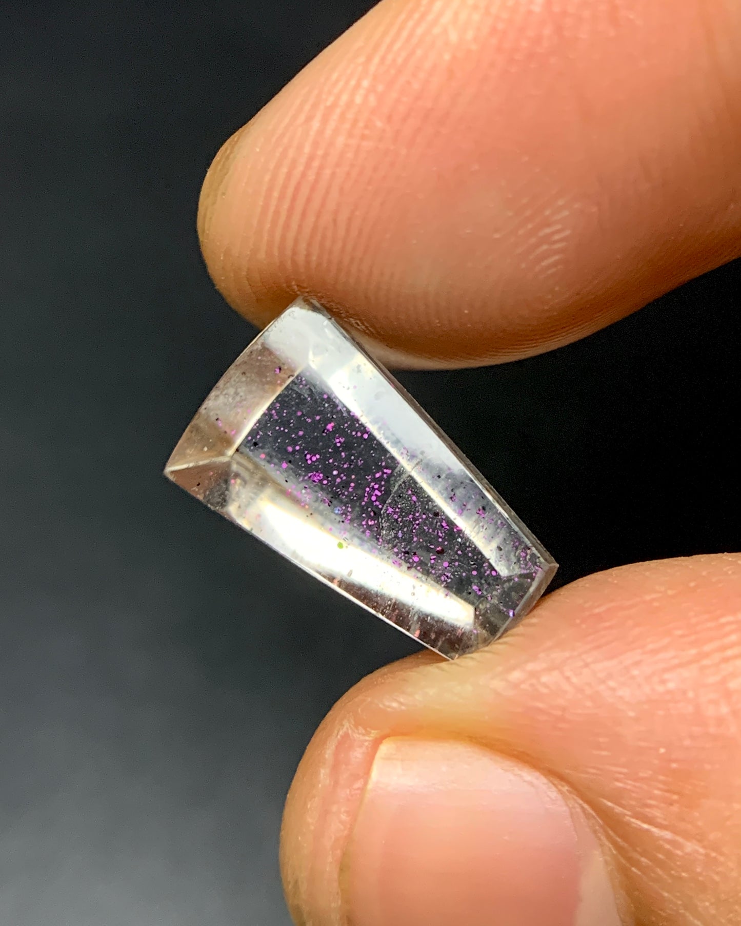 Natural Rare Pink Fire Quartz 3.78 Carat 13.2x8.2 MM Freeform Shape Covellite Quartz Gemstone from Brazil 