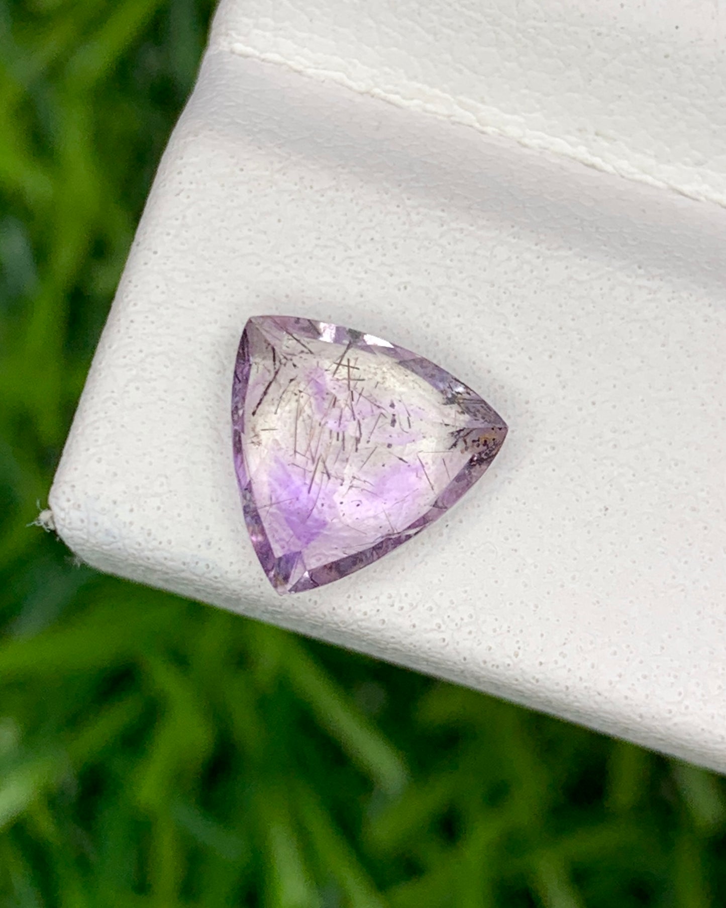 Natural Super Seven 1.48 Carat 8x8 MM Trillion Shape Faceted Gemstone with 7 Crystals Healing Stone Seven Chakra Melody Stone