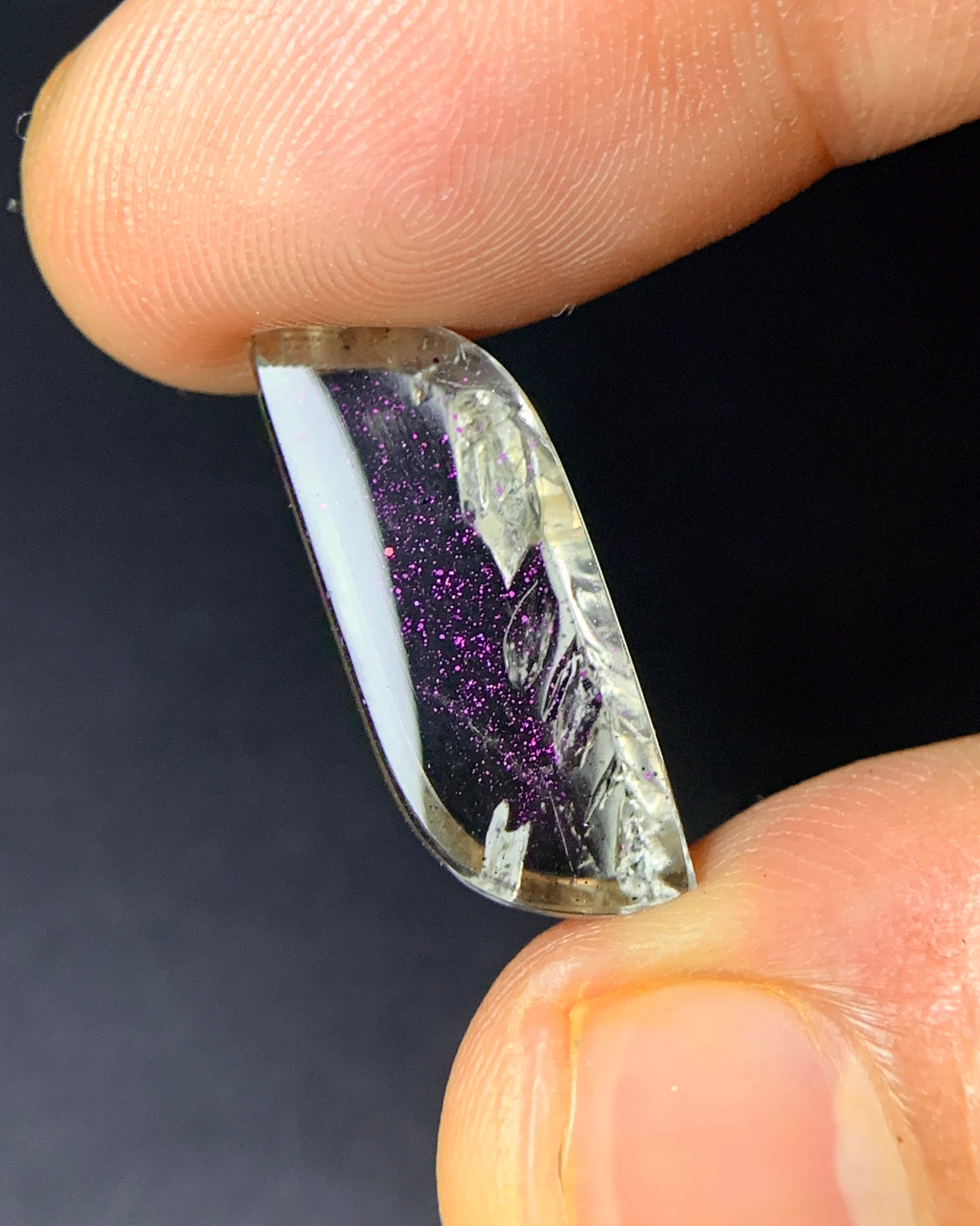 Natural Rare Pink Fire Quartz 7.25 Carat 21x8.3 MM Freeform Shape Covellite Quartz Gemstone from Brazil 