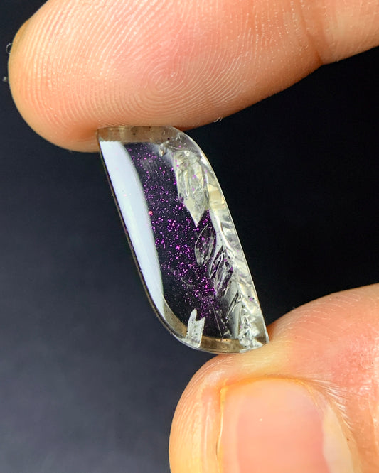 Natural Rare Pink Fire Quartz 7.25 Carat 21x8.3 MM Freeform Shape Covellite Quartz Gemstone from Brazil 