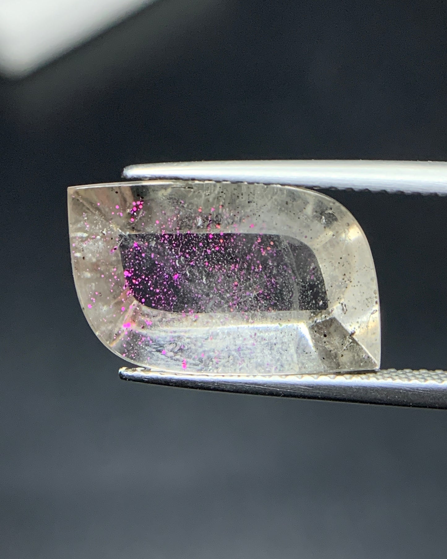 Natural Rare Pink Fire Quartz 7.95 Carat 19x10x5.8 MM Freeform Shape Covellite Quartz Gemstone from Brazil 