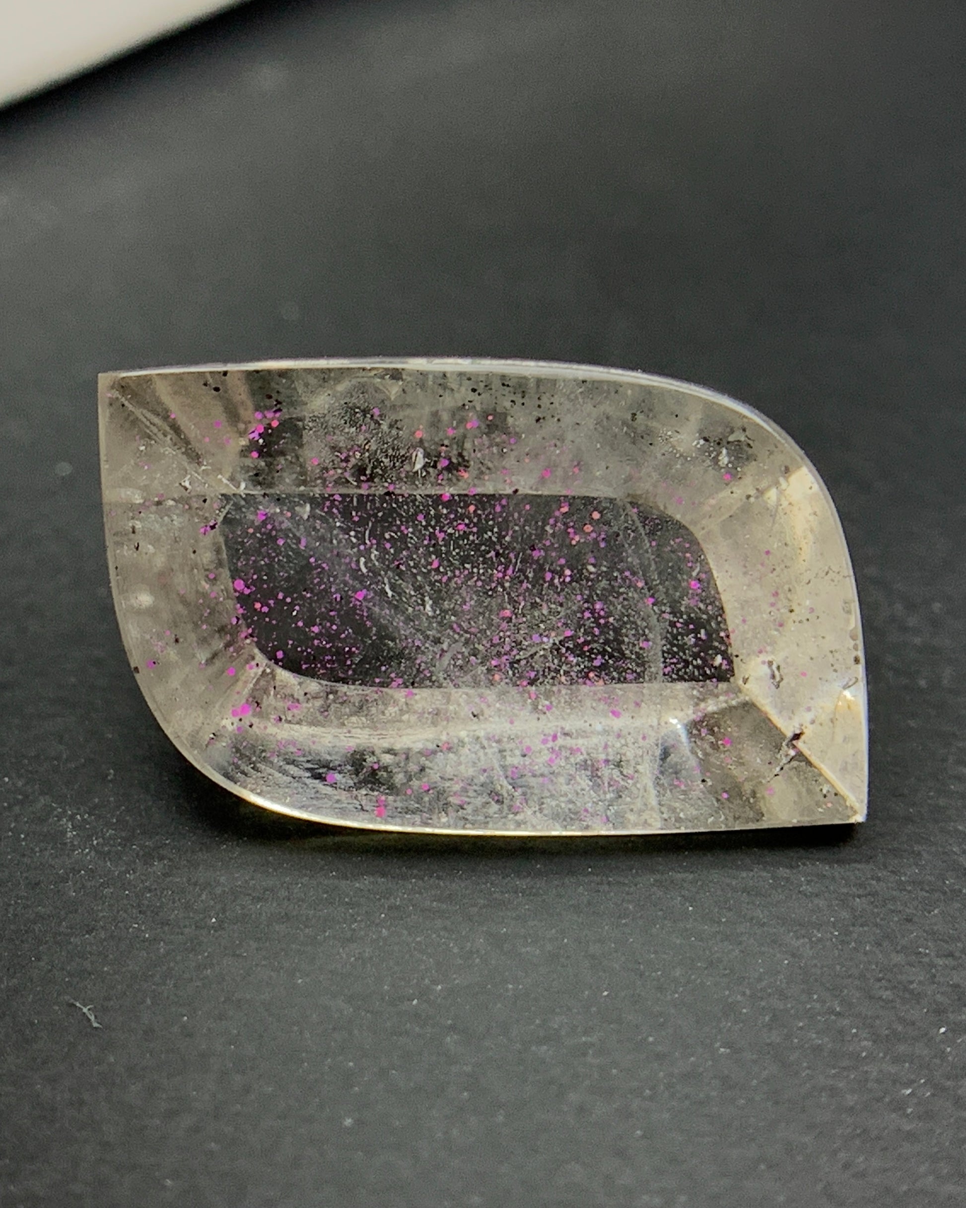 Natural Rare Pink Fire Quartz 7.95 Carat 19x10x5.8 MM Freeform Shape Covellite Quartz Gemstone from Brazil 