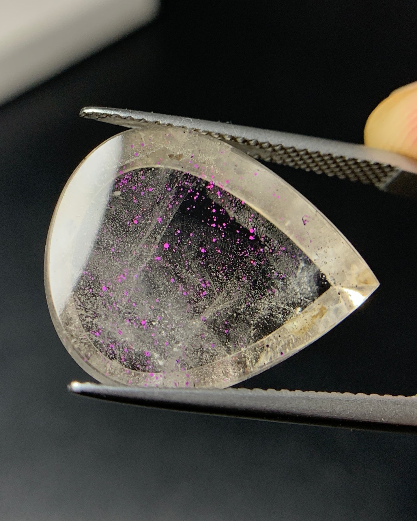 Natural Rare Pink Fire Quartz 15.85 Carat 20.6x17.7x6 MM Heart Shape Covellite Quartz Gemstone from Brazil