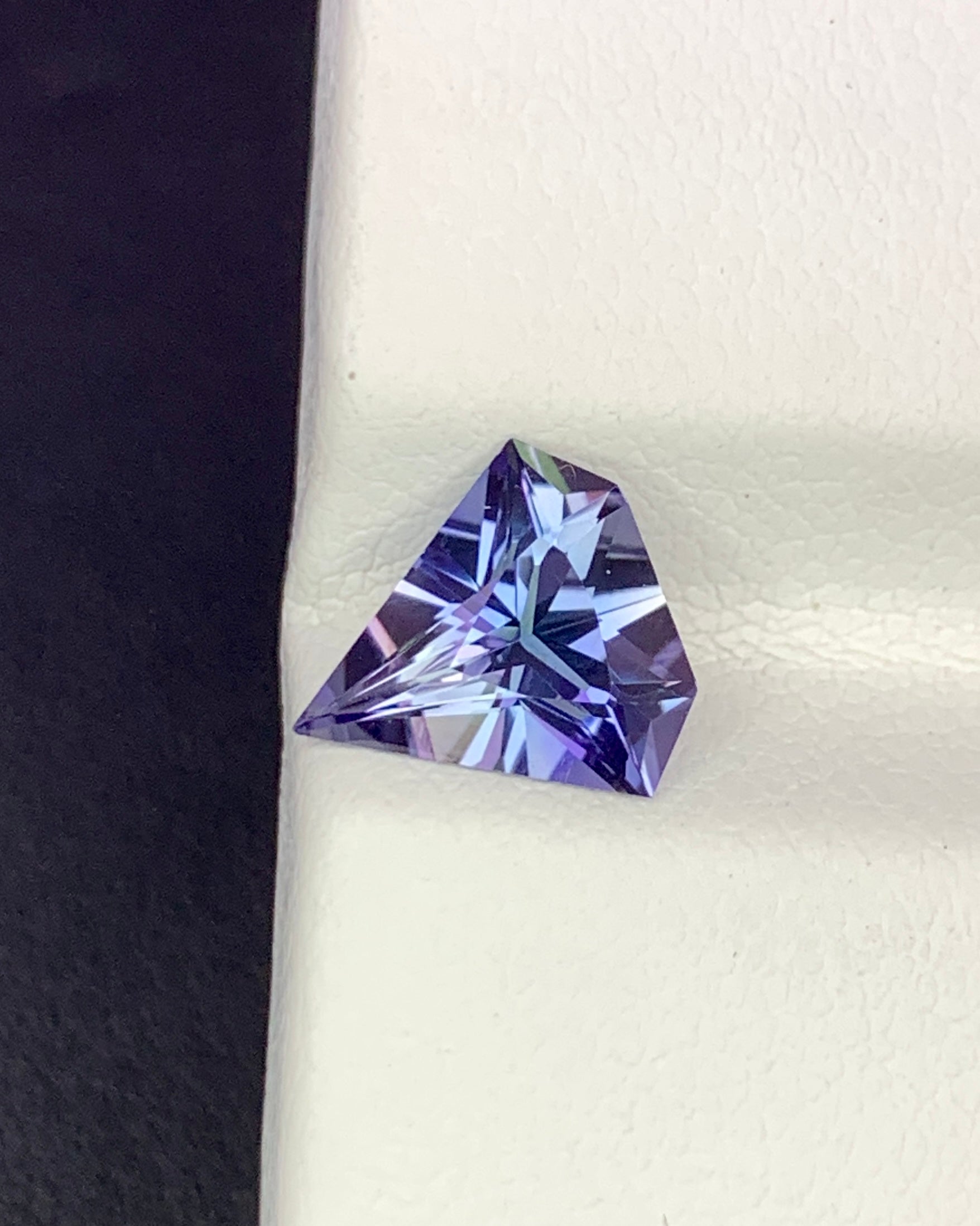 Natural Bi Color Tanzanite 1.47 Carat 8.8x8.6 MM Fancy Shape Faceted Gemstone