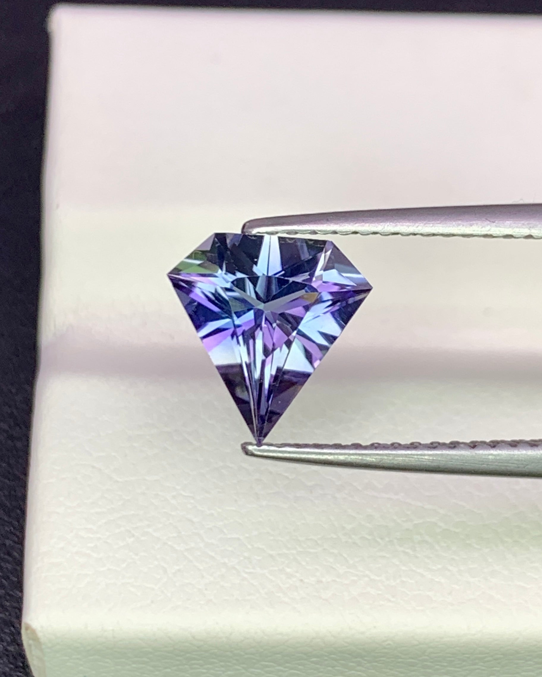 Natural Bi Color Tanzanite 1.47 Carat 8.8x8.6 MM Fancy Shape Faceted Gemstone