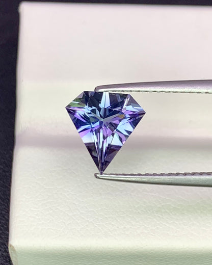 Natural Bi Color Tanzanite 1.47 Carat 8.8x8.6 MM Fancy Shape Faceted Gemstone